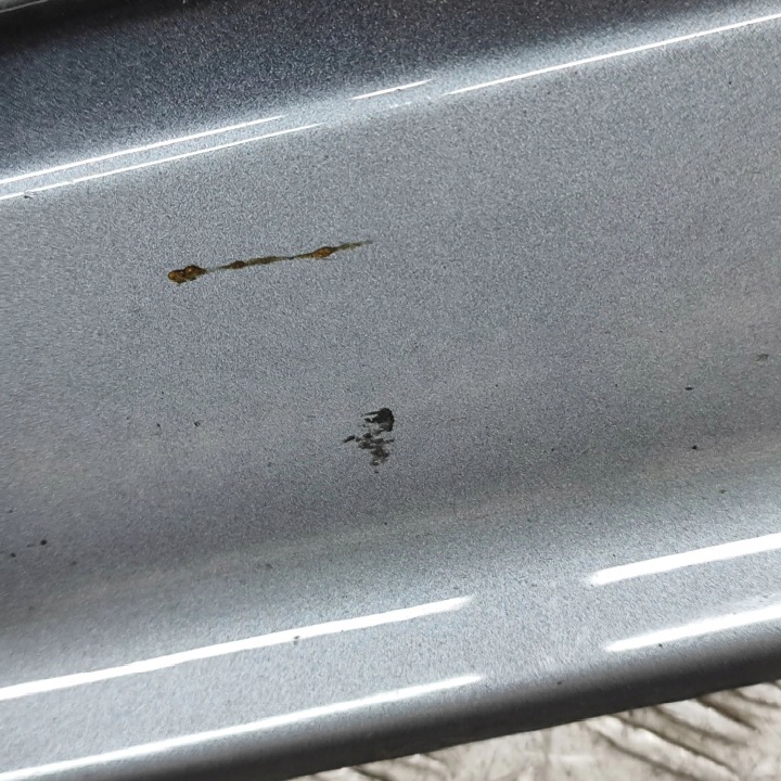 VOLVO XC60 2017 AVANT CÔTÉ DROITE MOULURE PORTES