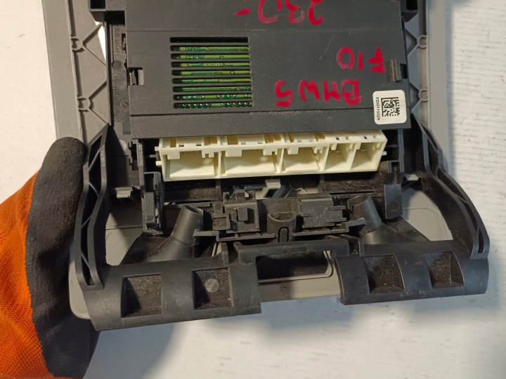 BMW5 F10 AMPOULE ÉCLAIRAGE CABINES 28140555