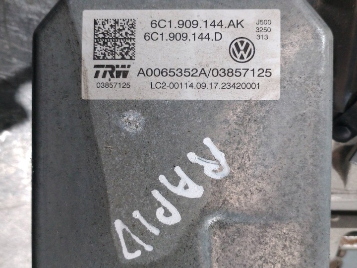 SUPPORT ÉLECTRIQUE PION SKODA RAPID 6C1.909.144.AK 6C1.909.144.D 1.0