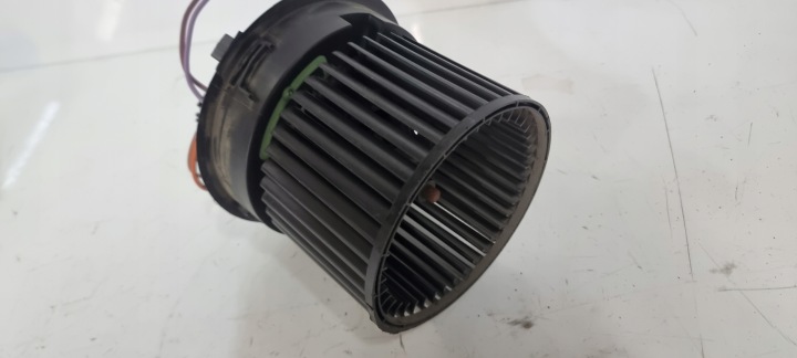 VENTILATEUR VENTILATEUR CONDUIT D'AIR RENAULT CLIO IV LIFT