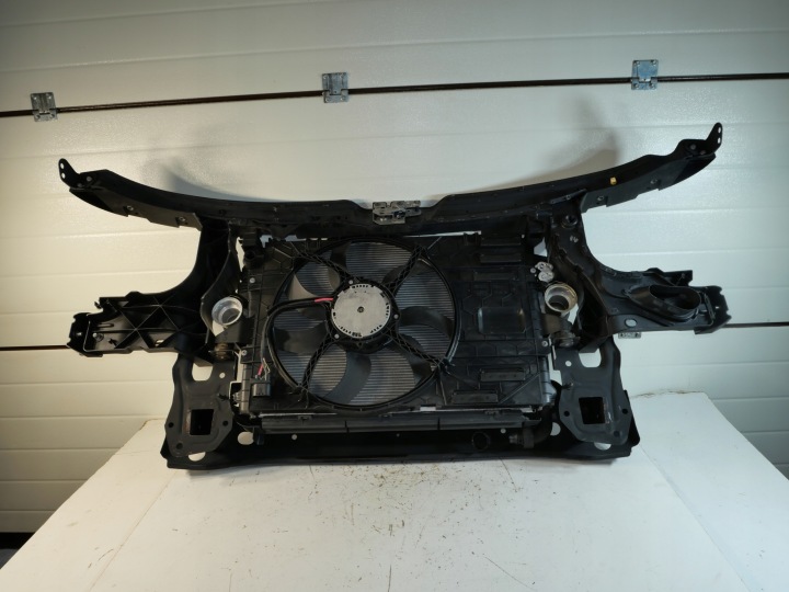 VW T5 LIFT PANNEAU AVANT POUTRE 7E0805598F