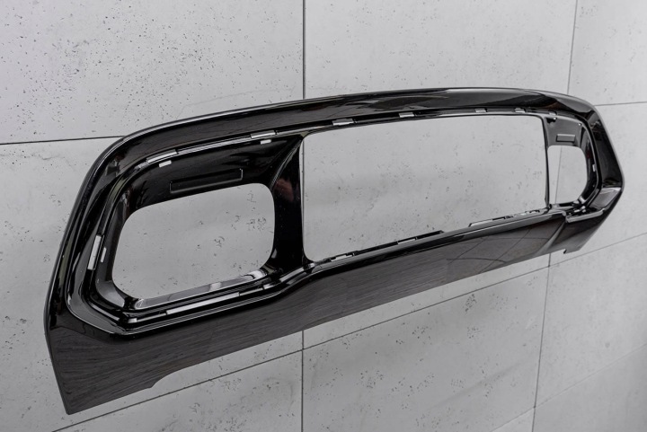 JEEP GRAND CHEROKEE WK2 17-21 CHÂSSIS GRILLES PARE-CHOCS NOIR BRILLANT 68310779AB