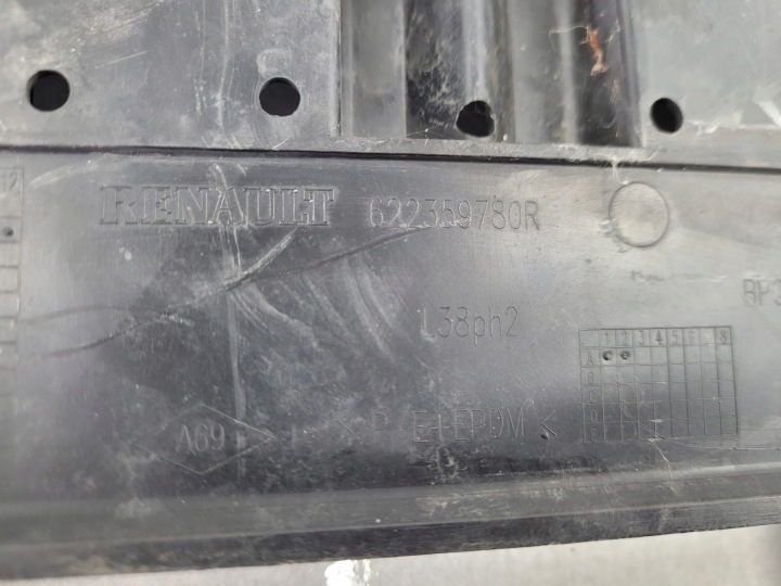 PLAQUE PLANCHER PROTECTION PARE-CHOCS AVANT SOUS PARE-CHOCS RENAULT FLUENCE LIFT 12-16