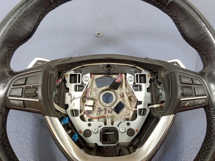 BMW 5 F10 F11 F01 VOLANT MULTIFONCTION PALETTES 6169358