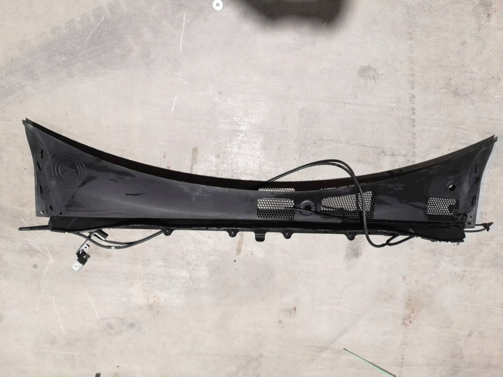 VOLVO XC40 17- DOUBLURE DE PASSAGE DE ROUE PLASTIQUE 32130464 USA