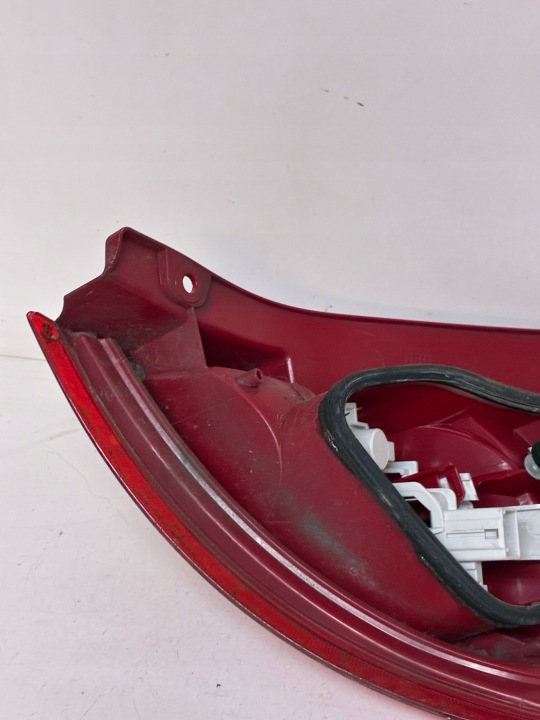 FORD FIESTA MK7 5D PHARE ARRIÈRE ARRIÈRE GAUCHE ORIGINALE EUROPE 8A61-13405-A