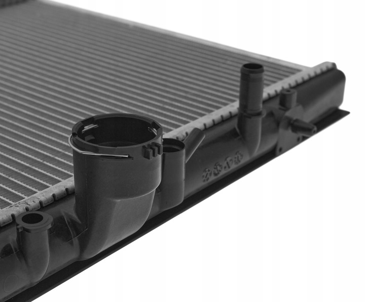 RADIATEUR VERS PEUGEOT 406 1999-2004 133068