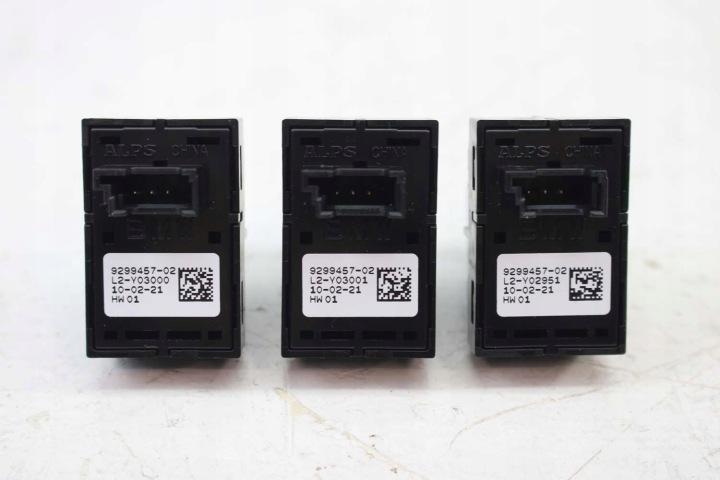 BMW 4 G26 BOUTONS VITRE BOUTON 6847099 61316847099 PORTES MIROIRS PANNEAU