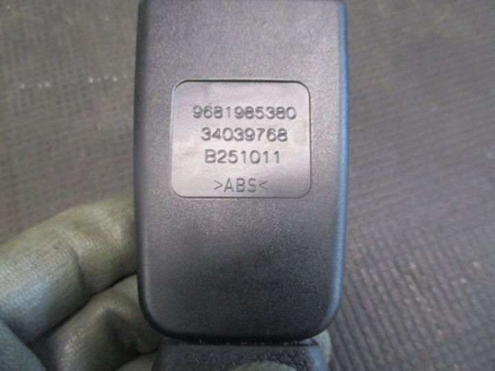 AGRAFE COURROIE ARRIÈRE 9681985380 PEUGEOT 3008 I 1.6 D EHDI 09-13 R.