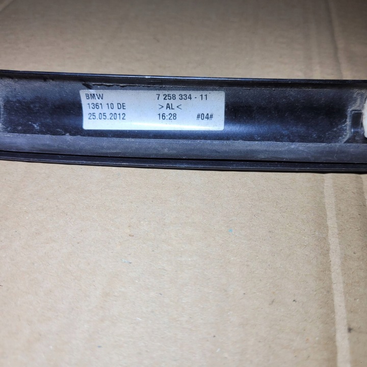 BMW 3 F30 F30N F80 F80N MOULURE PORTES DROIT ARRIÈRE 7258334