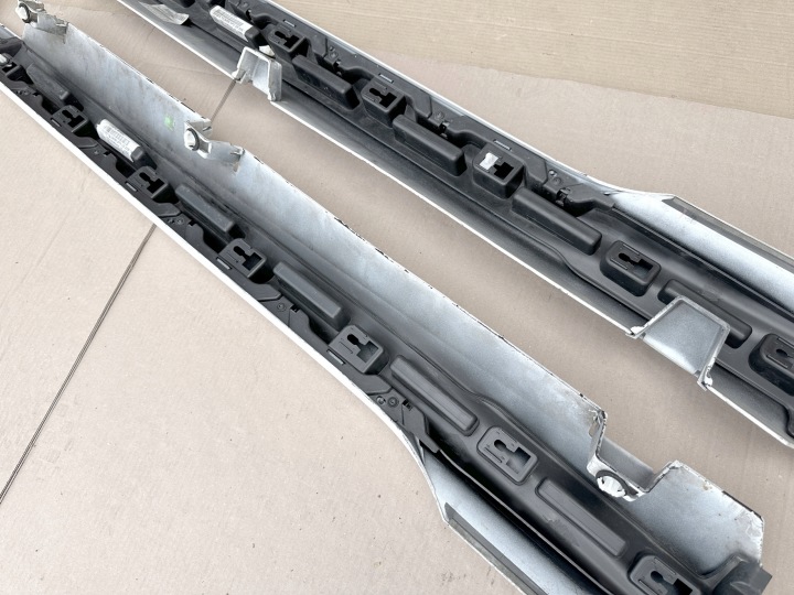 BAGUETTES SEUIL FORD FIESTA MK7 3D ST RS ENSEMBLE