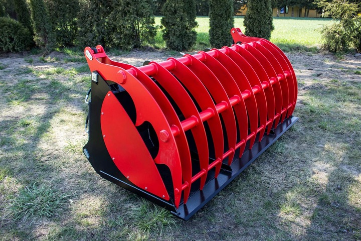 SZUFLO-KROKODYL XL (2.3M3) FROM ATTACHMENT MANITOU 