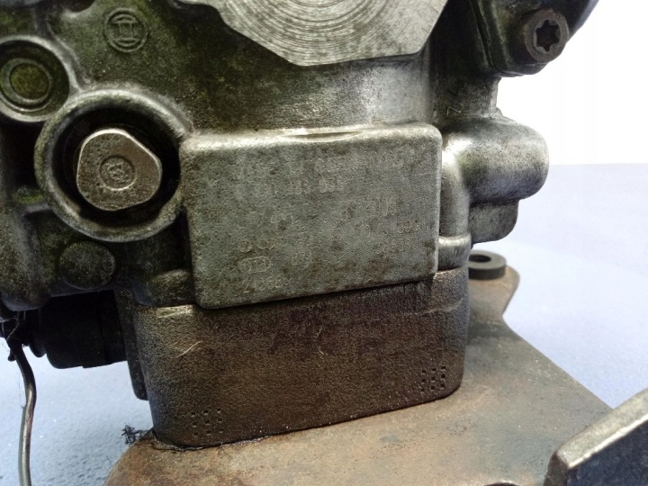 VW TRANSPORTER T4 2.4D 75KM AJA POMPE INJECTION 0460485035