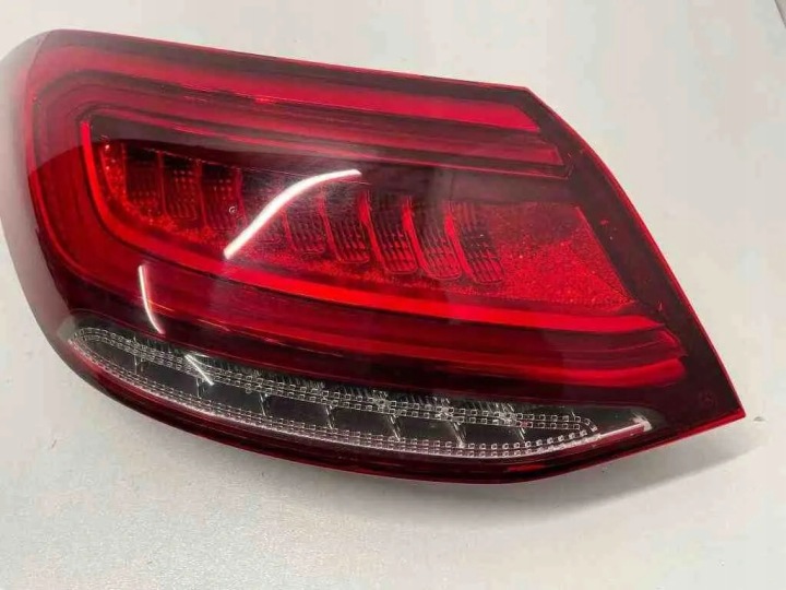 PHARE GAUCHE ARRIÈRE MERCEDES-BENZ CLS (C219) A2579062600 5.3L GASOLINE 2018