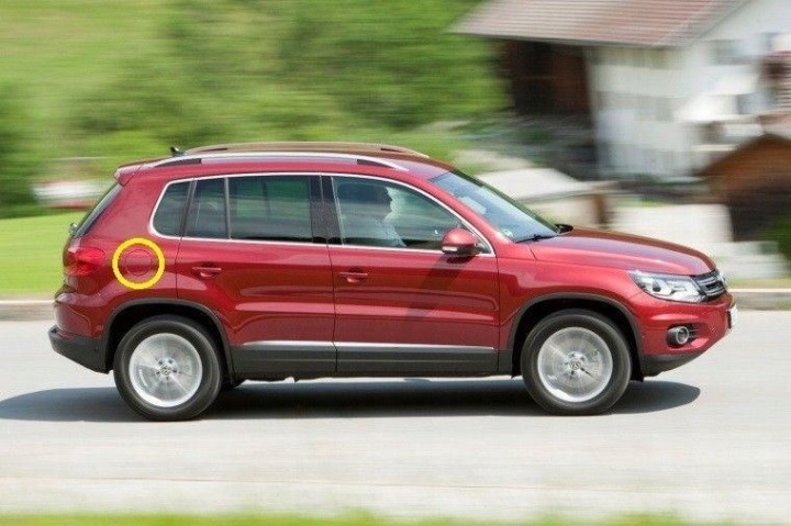 VW TIGUAN 5N COUVERCLE GOULOTTE DE REMPLISSAGE CARBURANTS AVEC TACKA ZBIERAJACA 5N0809857DGRU