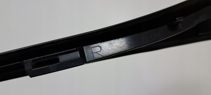 LEXUS RX IV RX450H MOULURE MONTANTS VITRES DROIT AVANT 15-22
