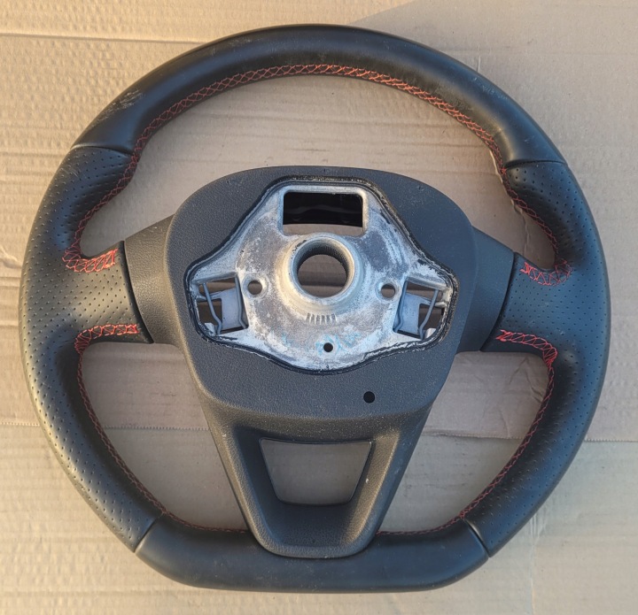 SEAT LEON III 3 5F0 FR VOLANT CUIR