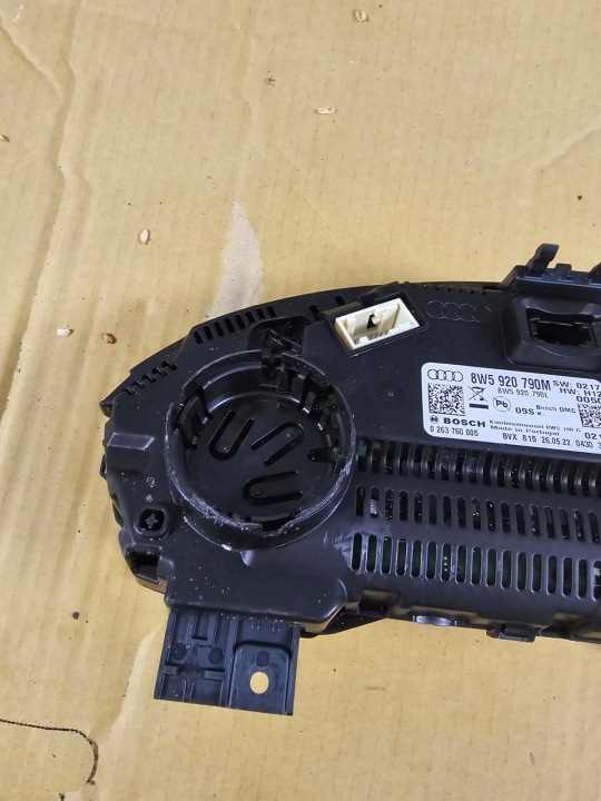 8W5920790M TABLEAU DE BORD VIRTUAL LCD AUDI A4 A5 Q5 RS5 RS4