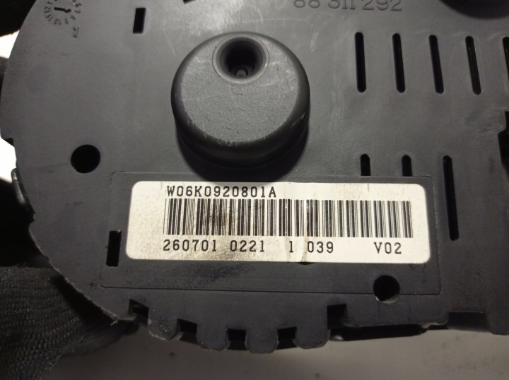 COMPTEUR TABLEAU DE BORD SEAT IBIZA 1.4 273 MILLE 6K0920801A