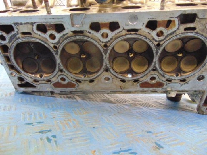 OPEL SIGNUM UNIVERSEL 2.2 16V CULASSE MOTEUR 24430374
