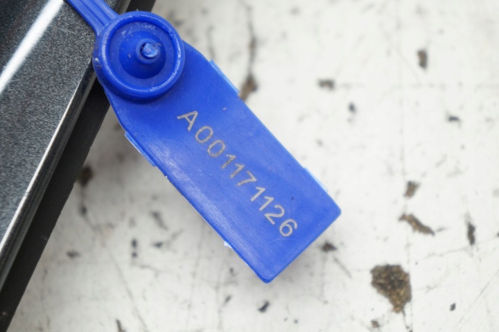 MOULURE VITRES DROIT AVANT AVANT 30784798 492-46 VOLVO XC60 I LIFT
