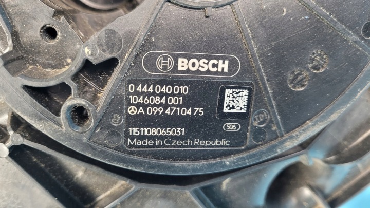 MERCEDES W253 GLC 2.2 CDI 15R RÉSERVOIR ADBLUE A2534701401 A0994710475