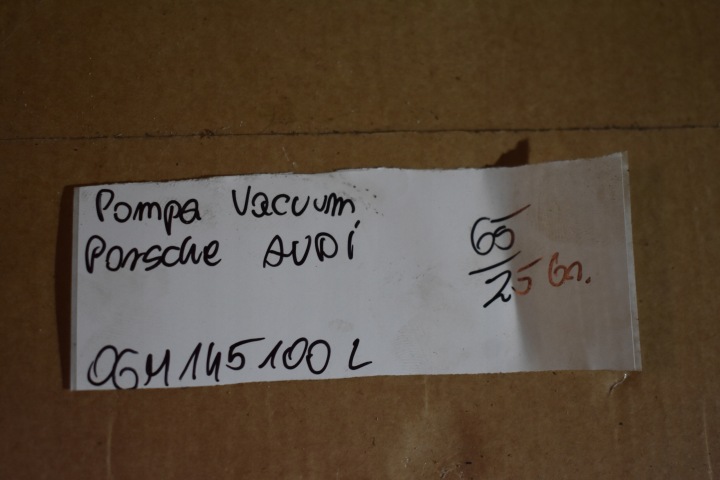 POMPE VACUUM PORSCHE AUDI 1