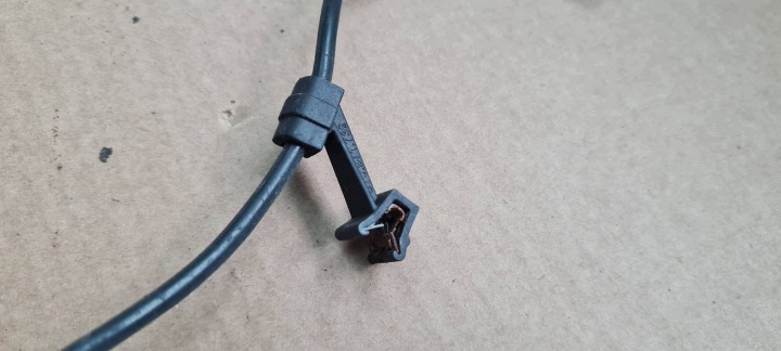 A5 8T LIFT MICROCONTACT SERRURE COURROIE AVANT PUCE 8P0973722 A4 B8 Q5