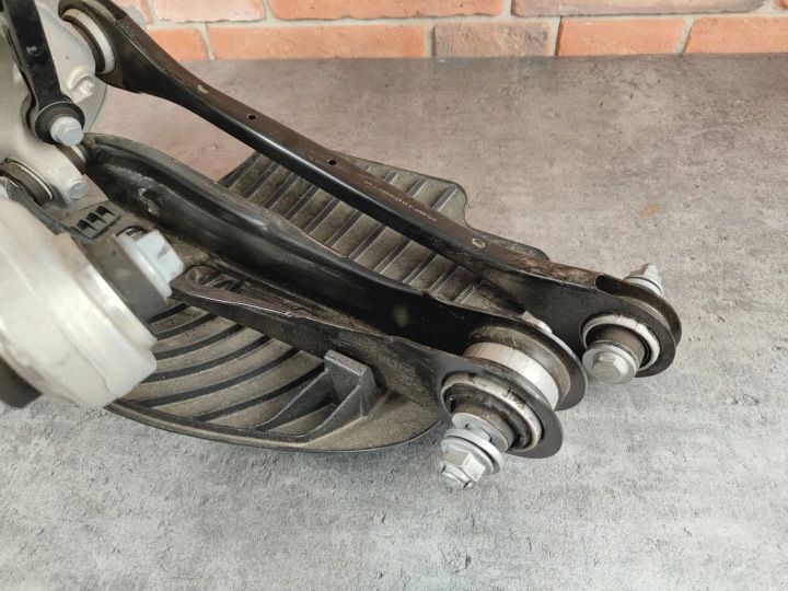 BMW G01 X3 G02 X4 ROTULE DE DIRECTION DROIT ARRIÈRE DROITE ARRIÈRE BRAS DE SUSPENSION 6879752