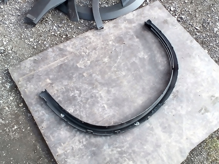 BMW X5 F15 MODULE MOULURE REVÊTEMENT GARDE-BOUE AVANT AVANT DROITE 7326054