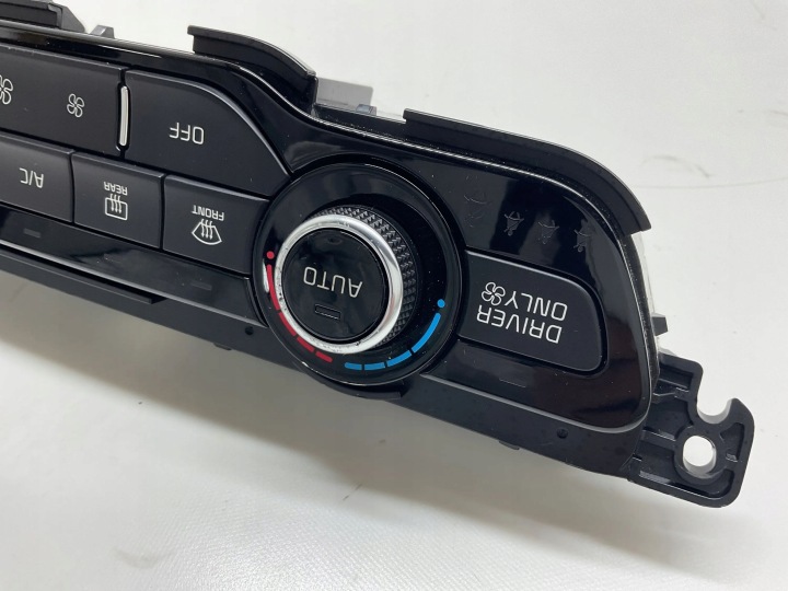 KIA NIRO 2020 AVANT PANNEAU CLIMATISATION
