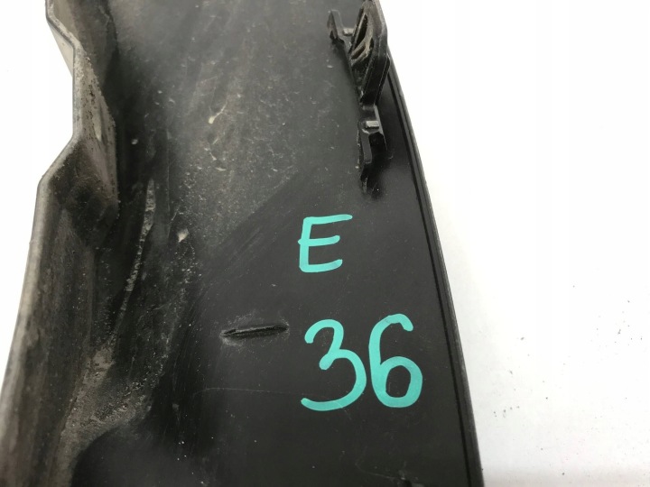TOYOTA COROLLA E160 E170 2018 DROITE MOULURE GARDE-BOUE ARRIÈRE 7560516010