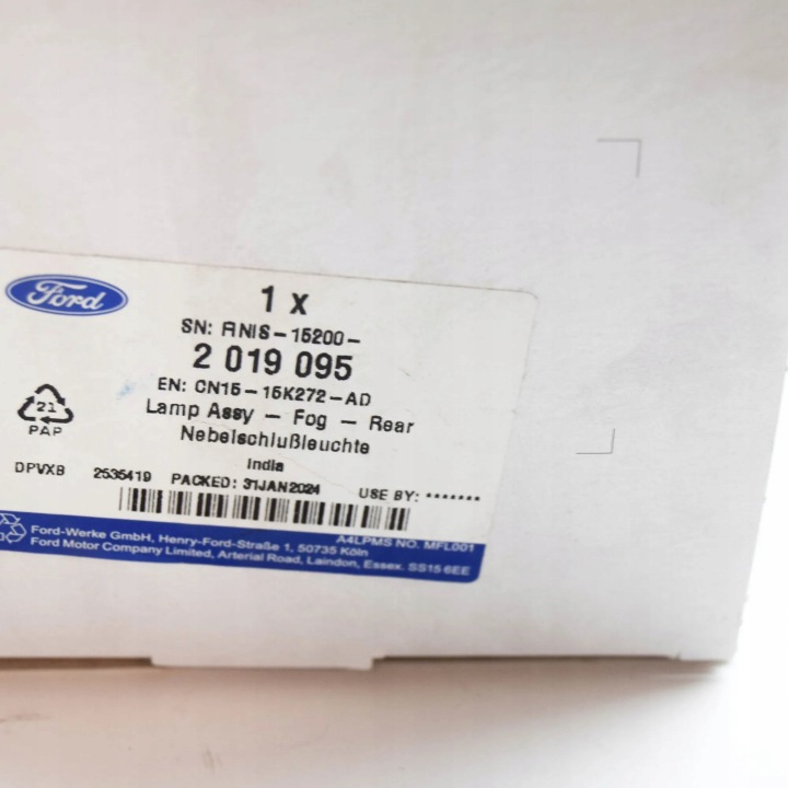 FORD KUGA C520 MK2 ARRIÈRE DROIT LANTERNE ANTIBUÉE CN15-15K272-AD095