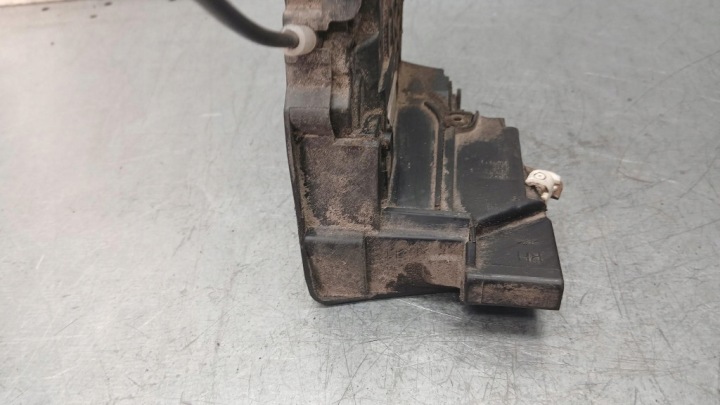 SERRURE DROIT ARRIÈRE MAZDA 3 I BK 2.0B 03-09R 3N6A-A26412BP