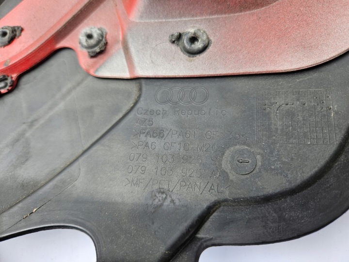 PROTECTION COUVERCLE MOTEUR AUDI S6 S7 C7 4G 4.0 TFSI