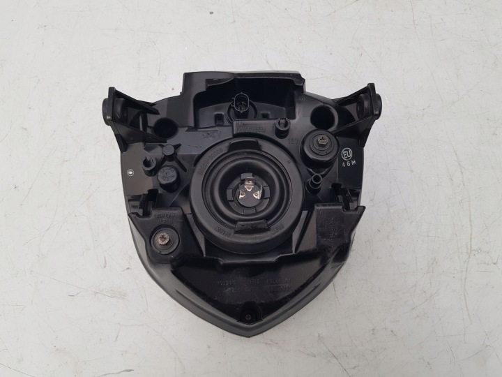 PHARE AVANT PROJECTEUR AVANT YAMAHA FZ6 N FAZER 600 S1 S2 04-16 2004-2016