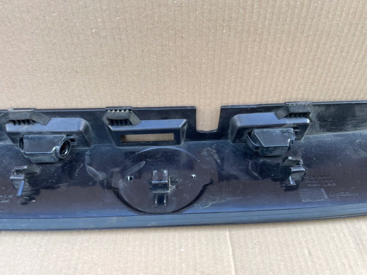 NISSAN QASHQAI II J11 MOULURE BLENDAKLAPY 908104ESXX
