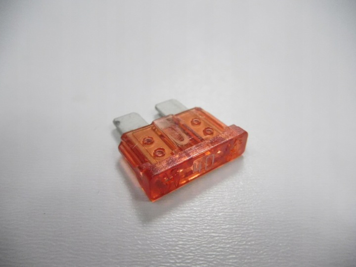 KIT FUSIBLES MERCEDES W211 W221 OE A0005460373