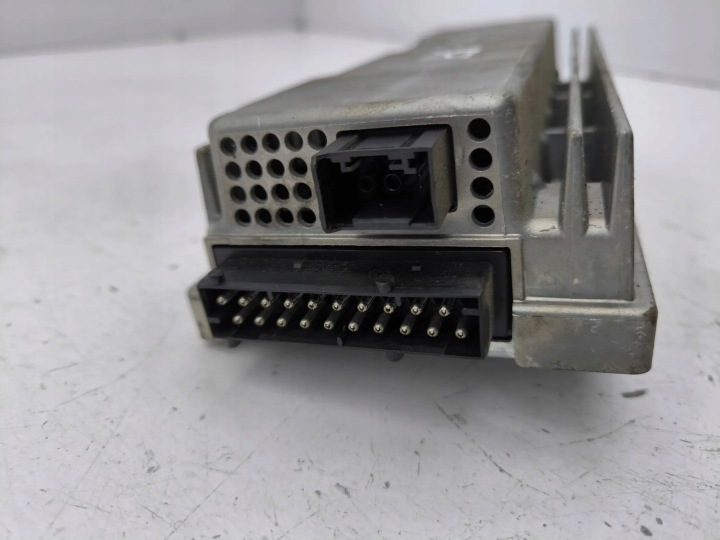 BMW 7 F01 F02 F03 F04 2009 AMPLIFICATEUR AUDIO