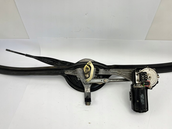 MÉCANISME PETIT MOTEUR ESSUIE-GLACES AVANT VITRES MERCEDES W124 E-KLASA 1993-