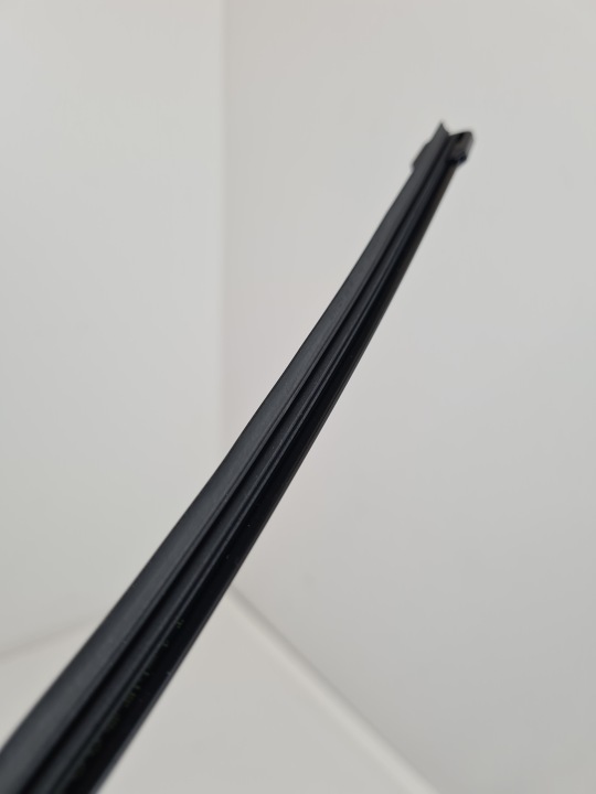 POIGNÉE ESSUIE-GLACES VALEO SILENCIO VF381 650/475 MM BMW MERCEDES-BENZ 2 PCS
