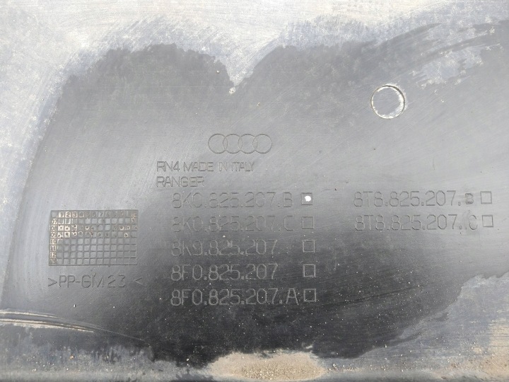 AUDI A4 B8 A5 8T PROTECTION PLAQUE INFÉRIEURE PLANCHERS CHÂSSIS GAUCHE 8K0825207B