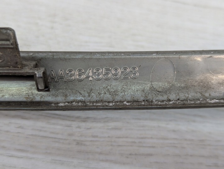 MOULURE PARE-CHOCS CHROME INFÉRIEUR PARE-CHOCS CITROEN C4 GRAND PICASSO II 2
