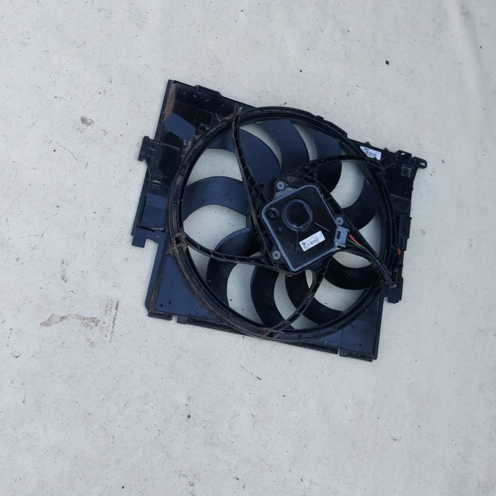 VENTILATEUR RADIATEURS BMW F20 F30 8621192 8616317-01