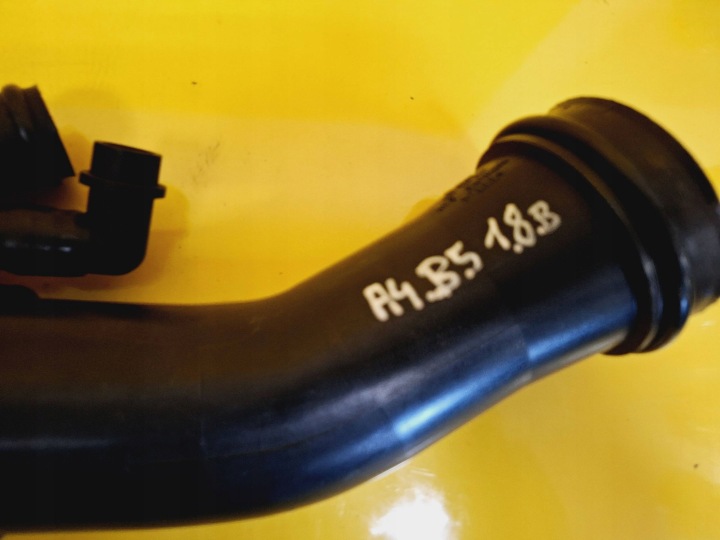 TUYAU ADMISSION AIR 06B129627/ 06B133354 AUDI A4 B5 1.8 ESSENCE NR24