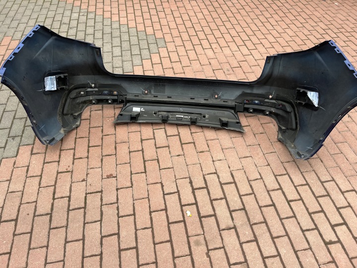 PARE-CHOCS ARRIÈRE ARRIÈRE MASERATI LEVANTE LIFT GTS 670118506G