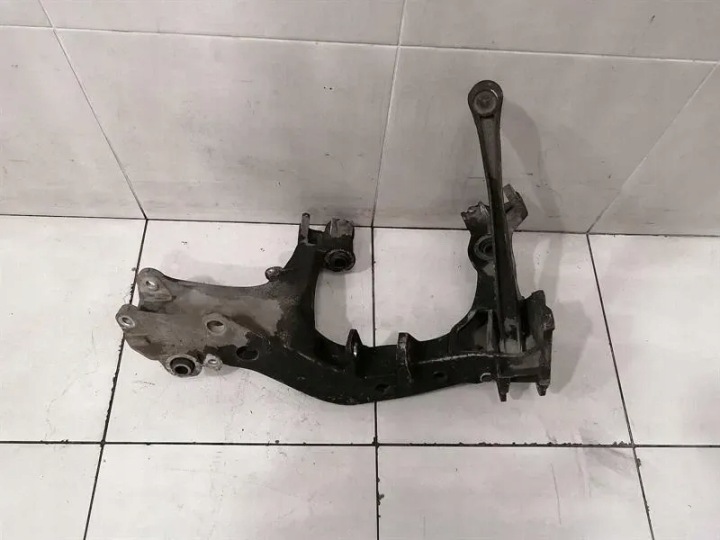 PORSCHE BOXSTER 986 CROSS MEMBER AXE ARRIÈRE 996331155Z0 POUTRE ESSIEUX ARRIÈRE GAUCHE