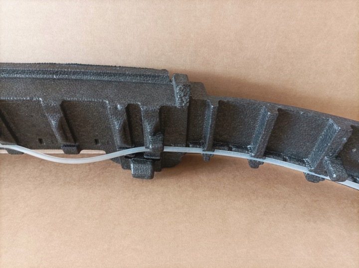 VW ID7 ID 7 AMORTISSEUR PARE-CHOCS AVANT 14B807248
