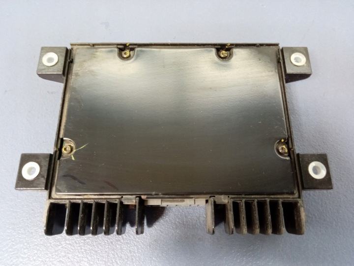 MAZDA 6 I GG GY AMPLIFICATEUR RADIO BOSE GM1A-66-92X