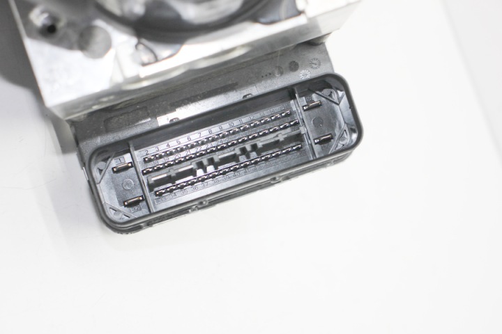 POMPE ABS PORSCHE CAYENNE (92A) 7P0907379P 33935120 4.8L 294KW 2013
